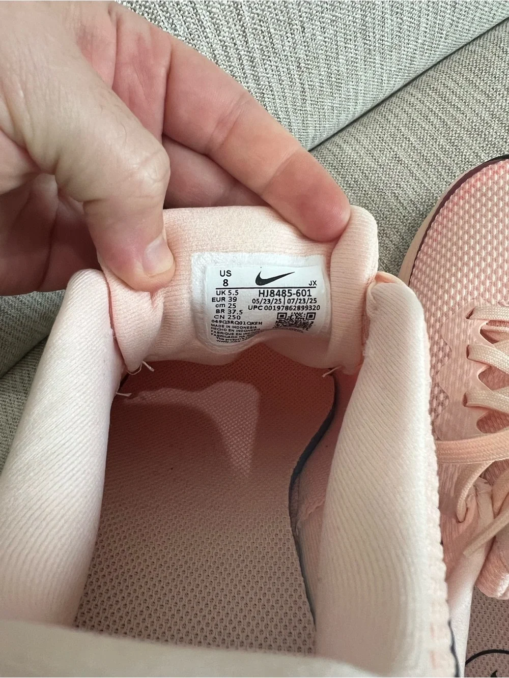 Nike women running